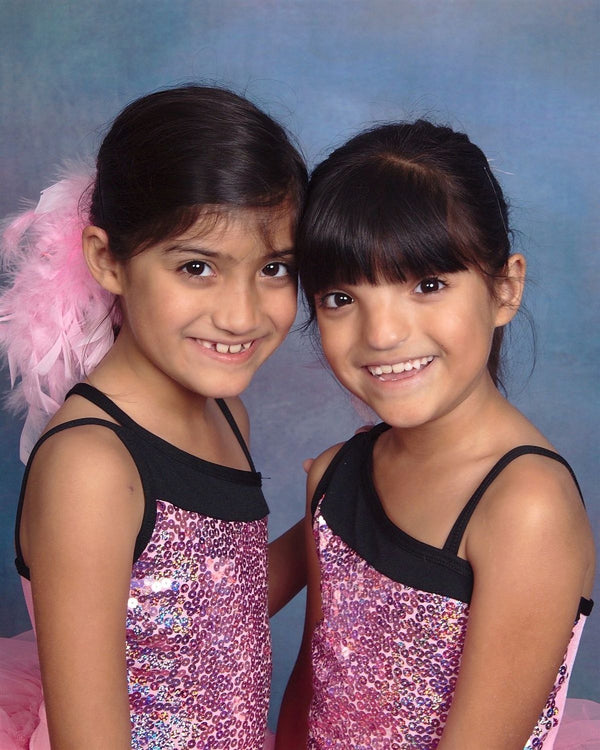 18 Incredible Facts About Identical Twins