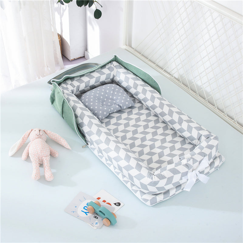 Foldable Cotton Portable Newborn Crib - Little OneSie